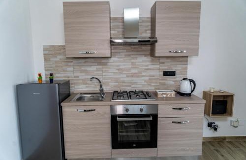 Mili San Pietro Apartment | Gardenie Home: delizioso villino vista mare