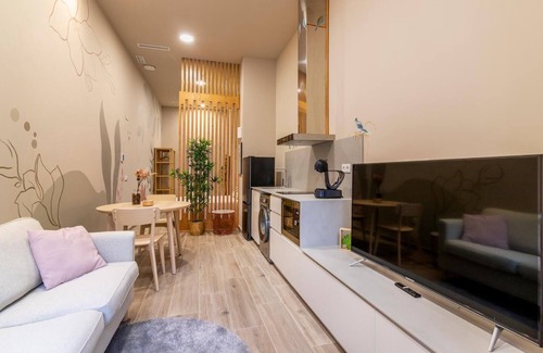 Morvedre Apartment | Gardens '02 Asian Soul' by Art Lofts