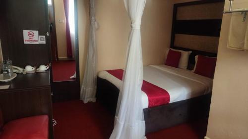 Kikuyu Hotel | Gardens Executive Suites