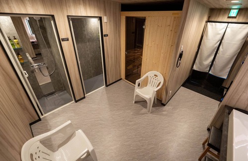 Shiroishi Hotel | GARDENS STAY