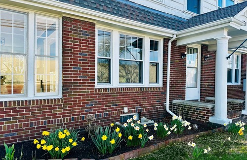 Warwick House | GardenScapes-Luxury-New 2025!-Airport-Lg Grps