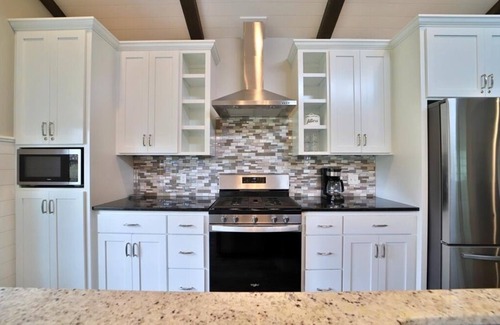 Pequot Lakes Resort | Gardenview Home w/Dock on the Whitefish Chain, Outdoor Pool, Pickleball & More