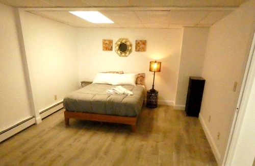 Gardiner Apartment | Gardiner, ME - (508 W #3) Beautiful Furnished 2-Bedroom Apt