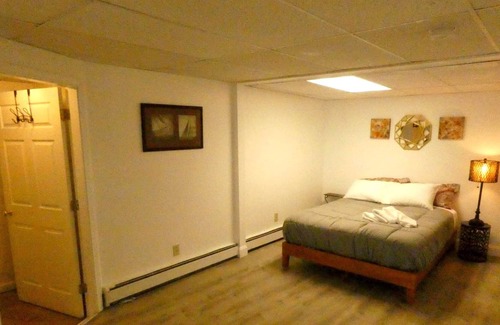 Gardiner Apartment | Gardiner, ME - (508 W #3) Beautiful Furnished 2-Bedroom Apt