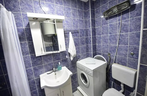 Zemun Apartment | Gardos house above Danube