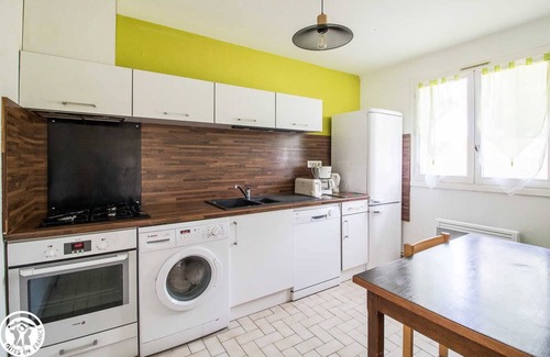 Saint-Sauves-d'Auvergne House | Garenne - Saint-sauves-d'auvergne