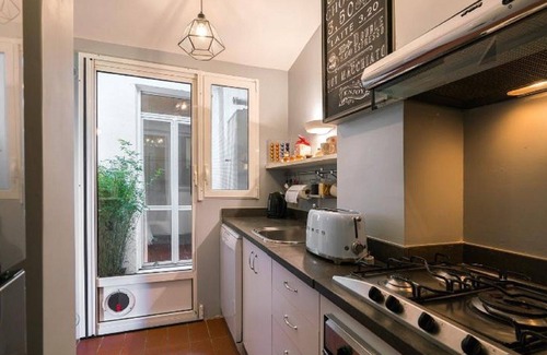 Trastevere Apartment | Garibaldi Roof Garden - Terrace with spectacular views of S. Peter and Gianicolo