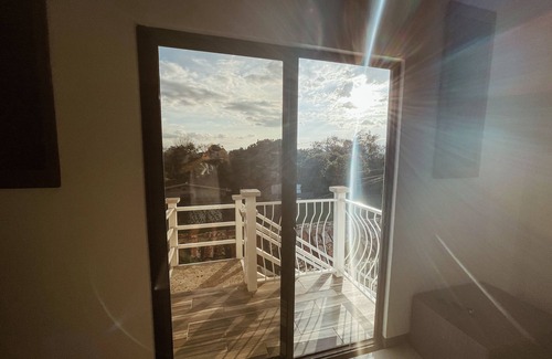 La Garita Apartment | Garitas House Near SJO Airport Costa Rica Free Shuttle