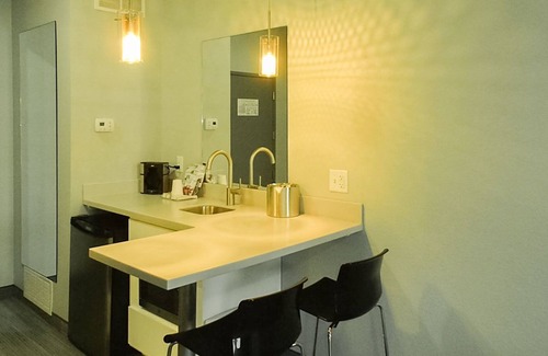 New Concord Hotel | Garland Hotel