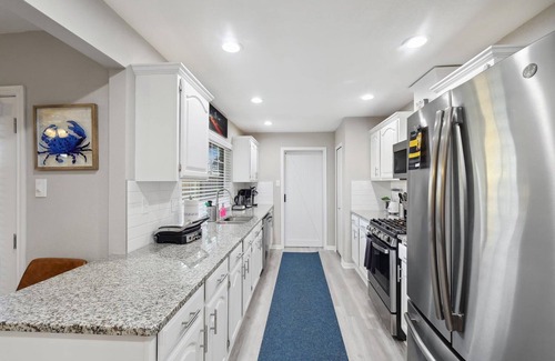 Garland House | Garlands Hidden Gem, 4 Bedrooms, Hot Tub, Patio