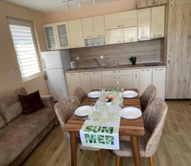 Sozopol Apartment | Garmanovi Apartment in Sozopol, with free parking