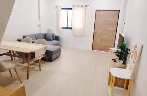 Khlong Hae House | Garmin House 8PAX 3BR in Hatyai Town