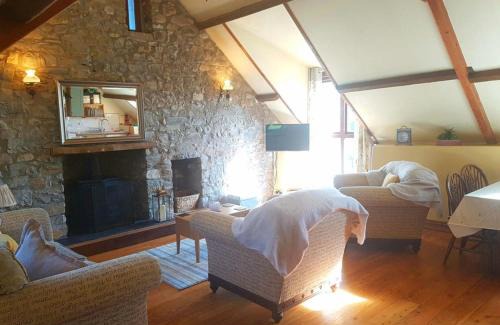 Porthyrhyd Resort | Garnffrwd Cottages