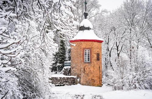Einruhr Hotel | Garni Hotel im Fachwerkhof