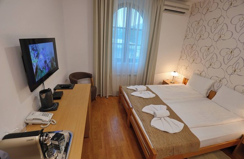 Perucac Hotel | Garni Hotel Vila Drina