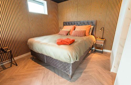 Garnwerd Boat Rental | Garnwerd aan Zee