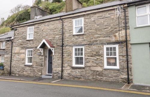 Tanygrisiau House | Garreg Lwyd