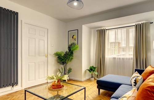 Stonnall Villa | Garrets Green House Perfect 2BR House with Parking & Garden close to Airport and NEC eco-Short Term Let by SILVA