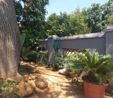 Sinoville House | Garrett B&B