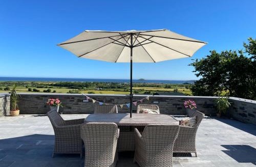Garryvoe Apartment | Garryvoe - Ballycotton Bay & Island View