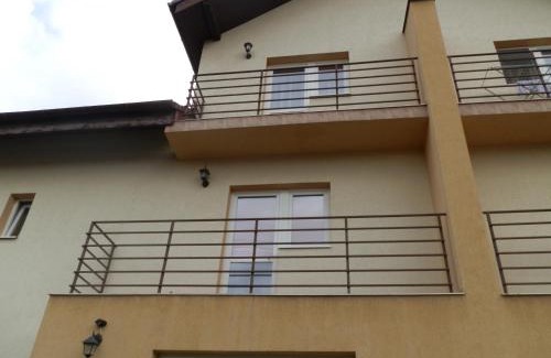 Three Oaks Apartment | Garsoniera Bella