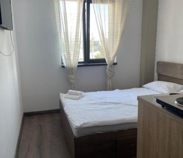 Drobeta-Turnu Severin Apartment | Garsoniera Luca