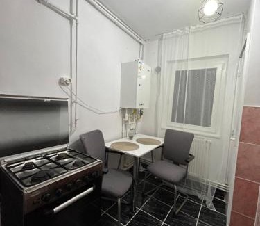 Lupeni Apartment | Garsoniera TOMMY - STRAJA