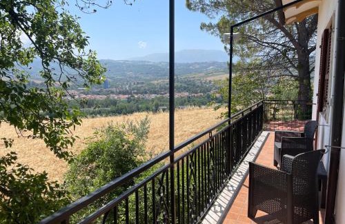 Alanno House | GArt House Holiday Home