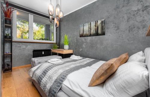 Grochow Apartment | Garwolińska 26 by Homeprime