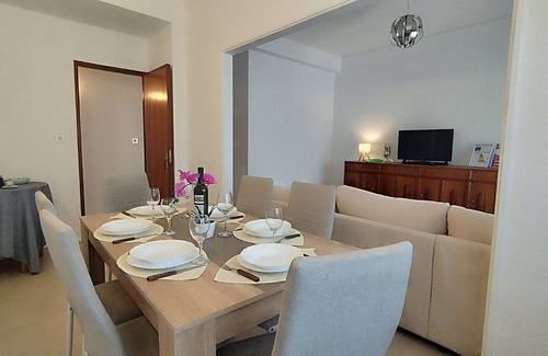 Vila Real Santo Antonio Apartment | Gaspar Apartment 2 bedrooms for vacation, Vila Real de Santo António