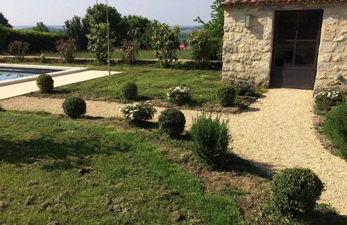 Pergain Taillac House | Gascon house with swimming pool.