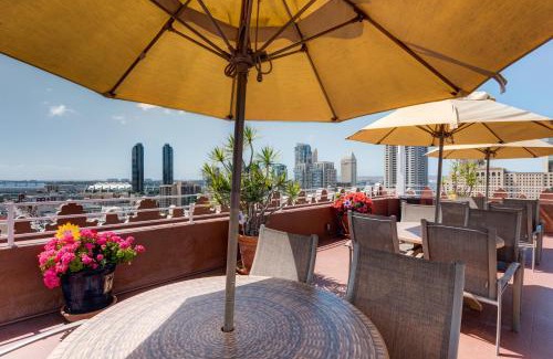Gaslamp Quarter Hotel | Gaslamp Plaza Suites