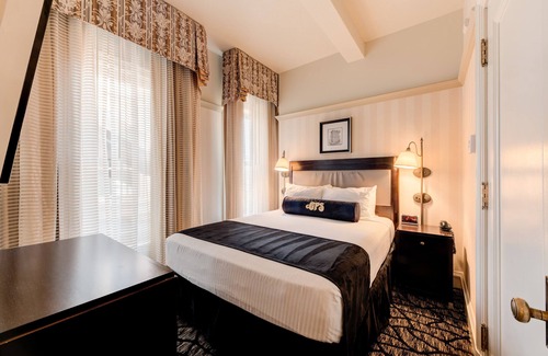 Gaslamp Quarter Hotel | Gaslamp Plaza Suites