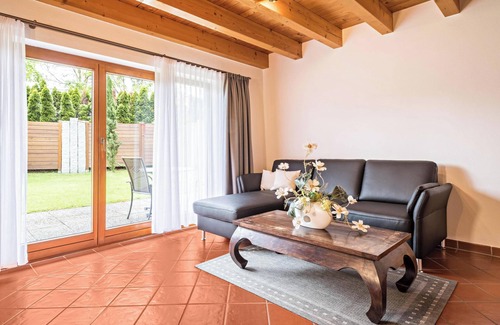 Langenargen Apartment | "Gästehaus Heilig Apartment 2" only a few meters from Lake Constance