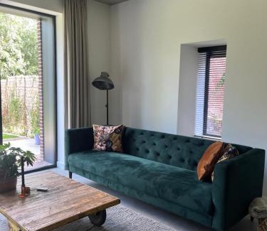 Lioessens Apartment | Gastenverblijf 'tsiishokje'