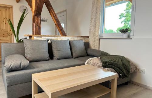 Uebigau-Wahrenbruck Apartment | Gasthaus Bomsdorf - ruhige Lage, free WLAN & Parken, Self Check-In, Smart-TV