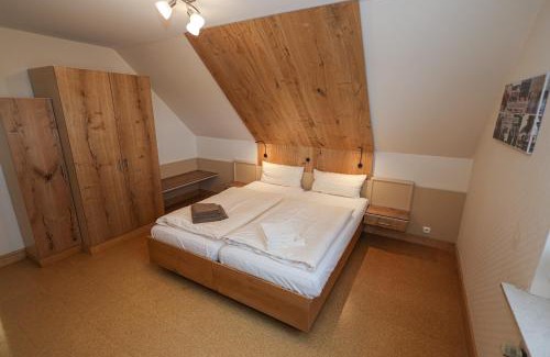 Uslar House | Gasthaus Johanning eK