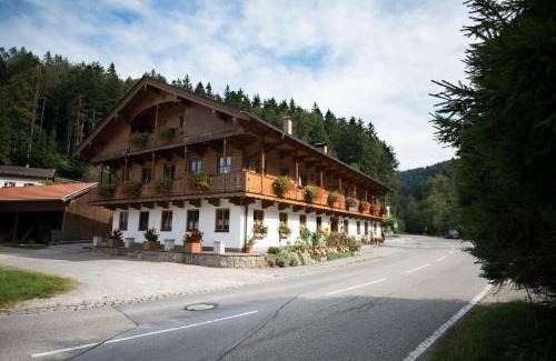 Irschenberg House | Gasthaus Posch