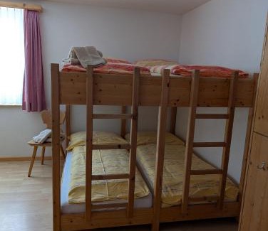 Obermutten Hotel | Gasthaus Post, Obermutten