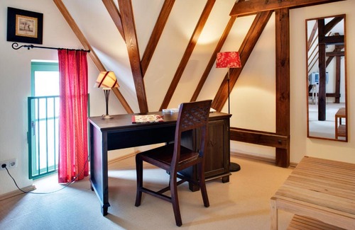 Oranienbaum-Worlitz House | Gasthaus und Pension "Zum Hauenden Schwein"