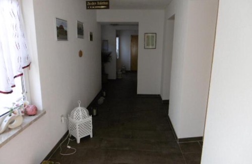 Gusten House | Gasthaus ,Zum schwarzen Bär"