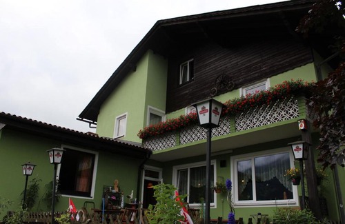 Rottenmann Hotel | Gasthaus Zum Stadtwald