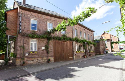 Braunweiler Hotel | Gasthaus zur Linde
