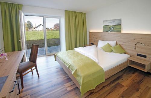 Sankt Peter am Hart Hotel | Gasthof Berger