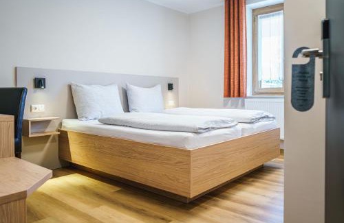 Worth an der Donau Hotel | Gasthof Geier
