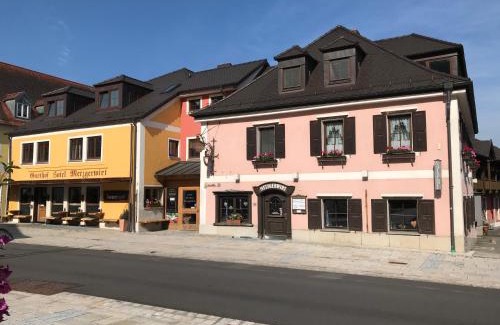 Regenstauf House | Gasthof Metzgerwirt