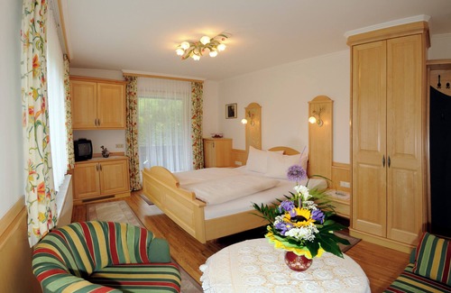 Irdning-Donnersbachtal House | Gasthof Pension Appartements Zur Gams