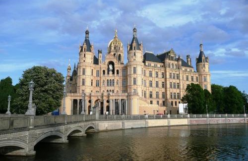 Schwerin House | Gasthof Zur guten Quelle