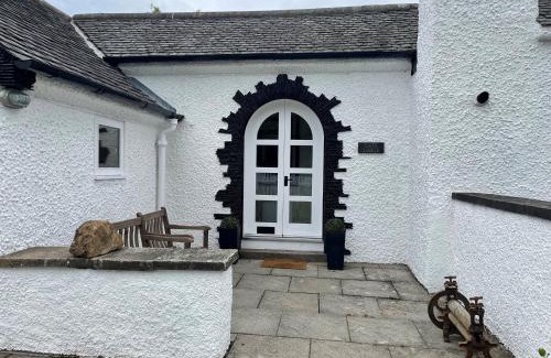 Newton House | Gate Lodge