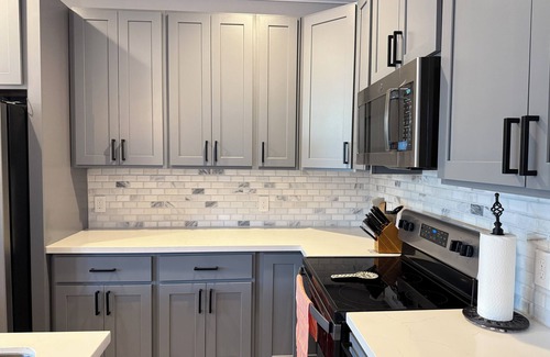 North Houston House | Gated 2BR Houston Home Near Med Center